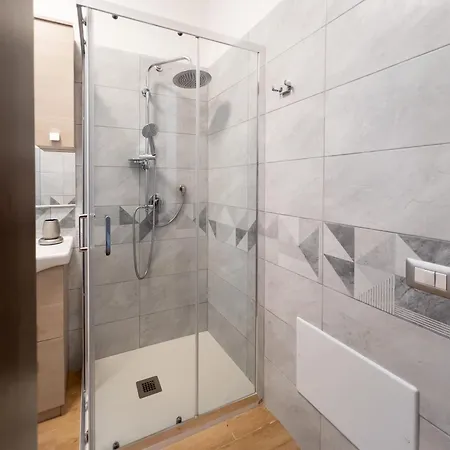 Quattro Archi Villa *