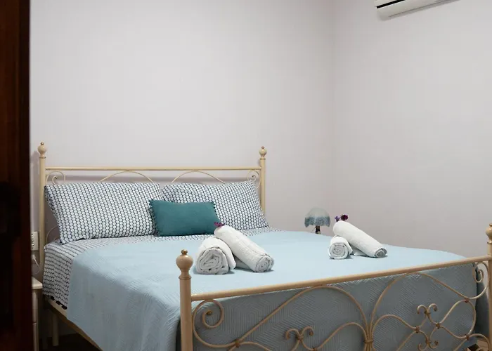 Quattro Archi Villa *