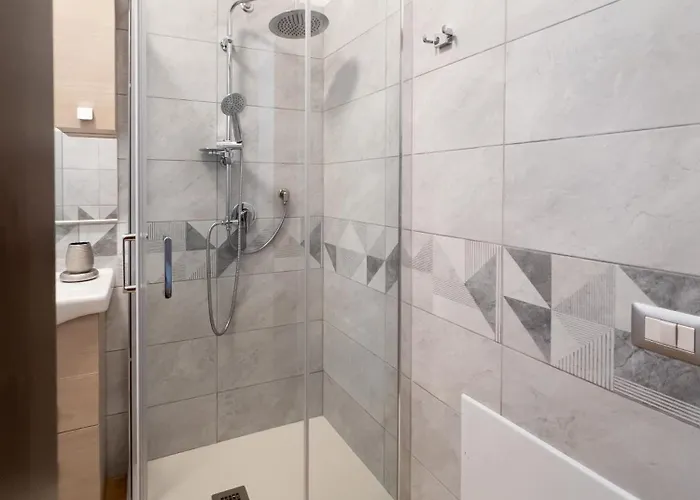 Quattro Archi Villa *